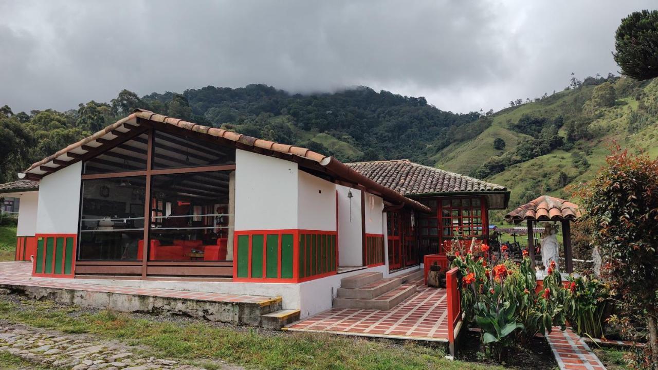 Ecohotel Pinohermoso Reserva Natural Salento Dış mekan fotoğraf