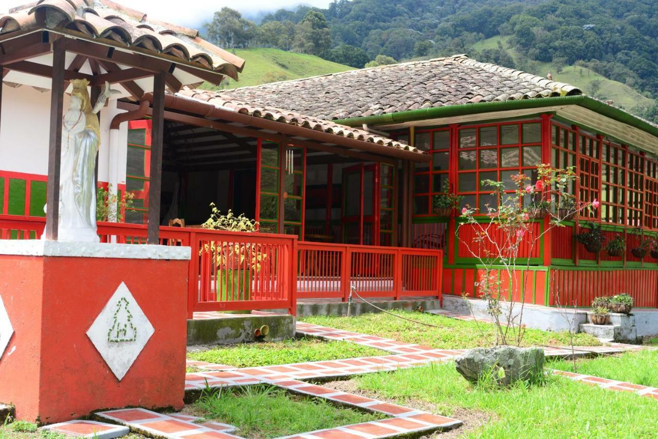 Ecohotel Pinohermoso Reserva Natural Salento Dış mekan fotoğraf