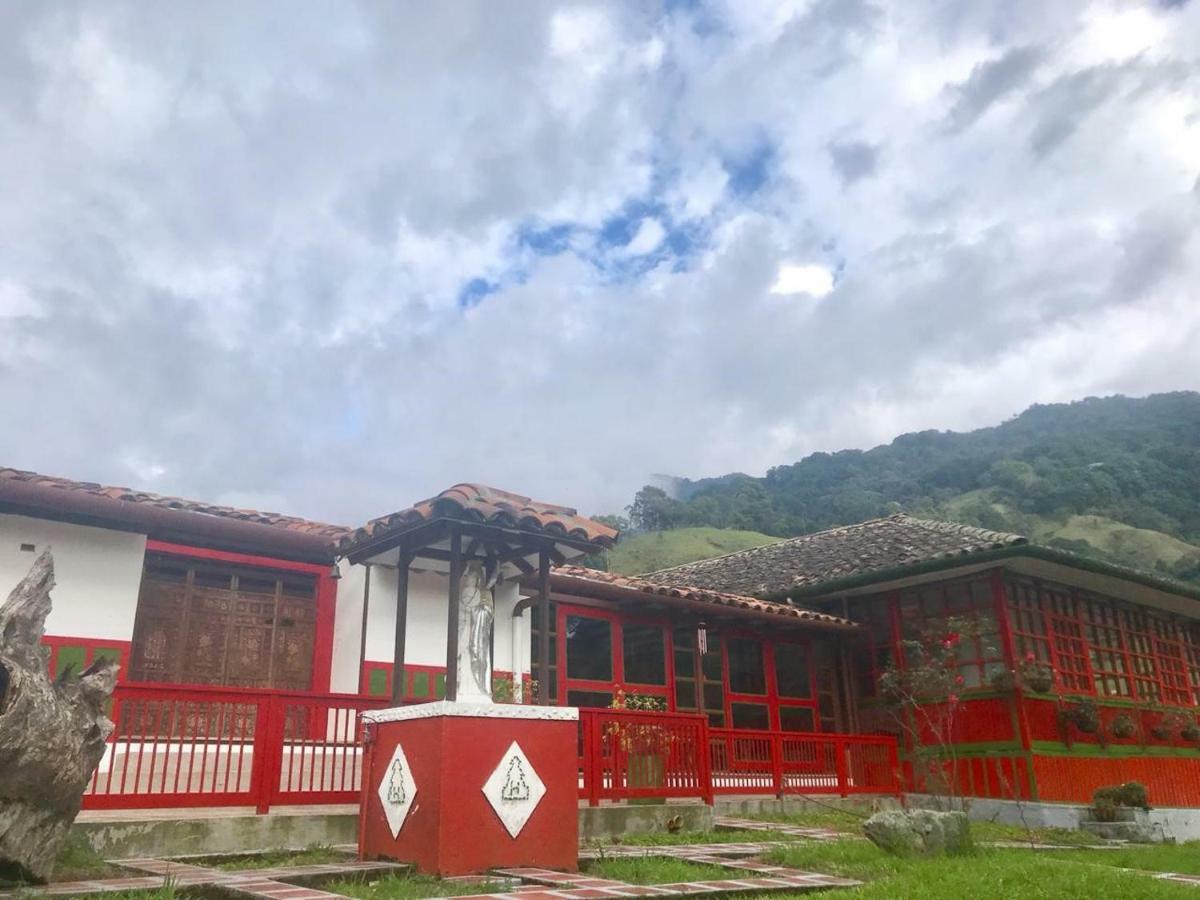 Ecohotel Pinohermoso Reserva Natural Salento Dış mekan fotoğraf